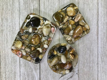 Load image into Gallery viewer, Pebble Soap Dish
